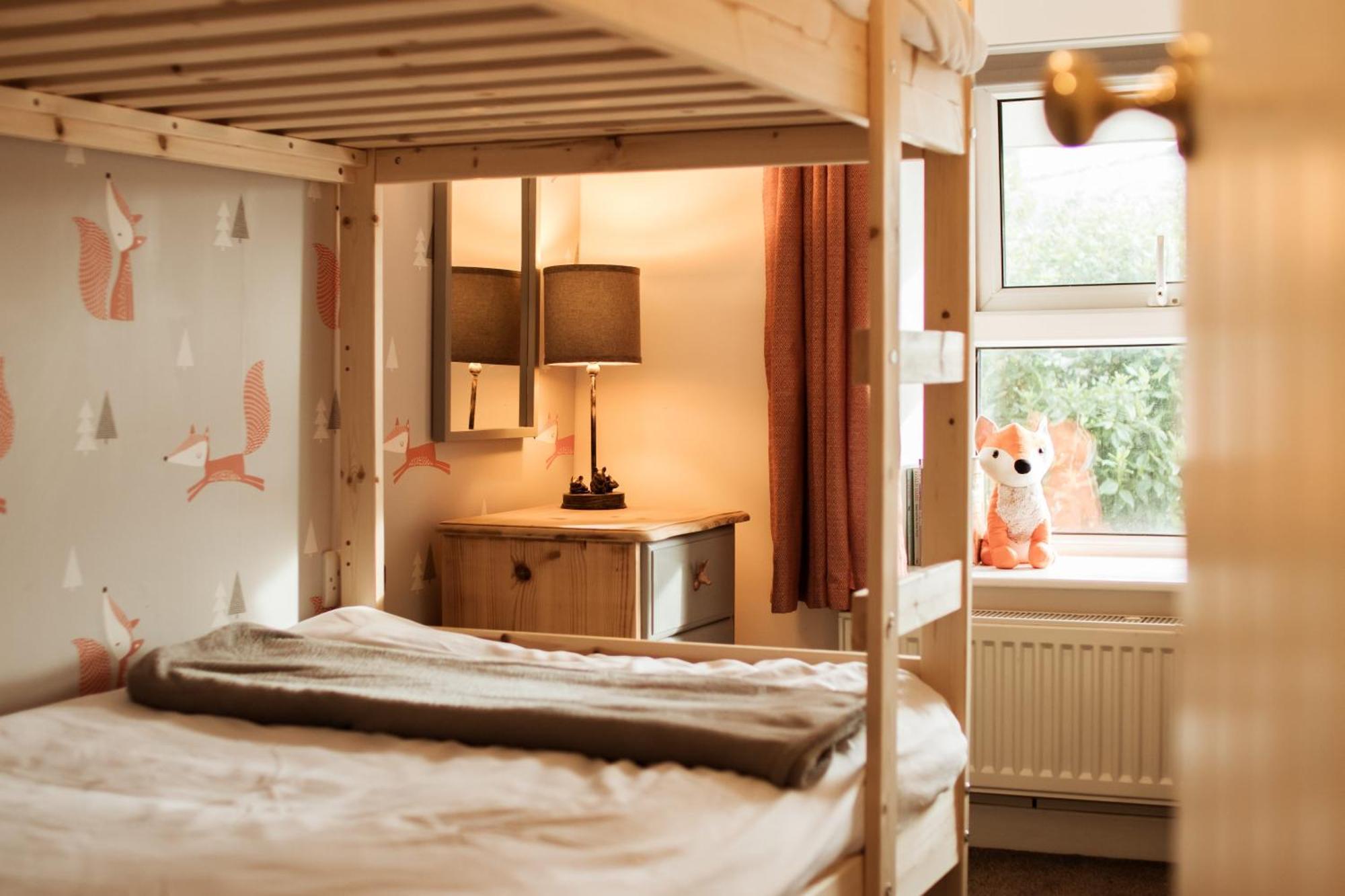 Cosy, Coastal Cottage In Snowdonia Харлех Экстерьер фото